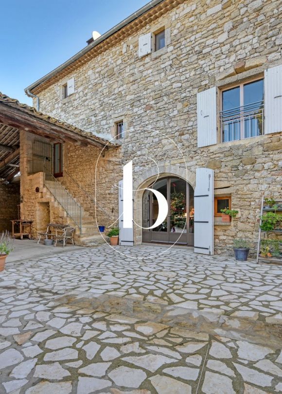 vente Maison de village Uzes