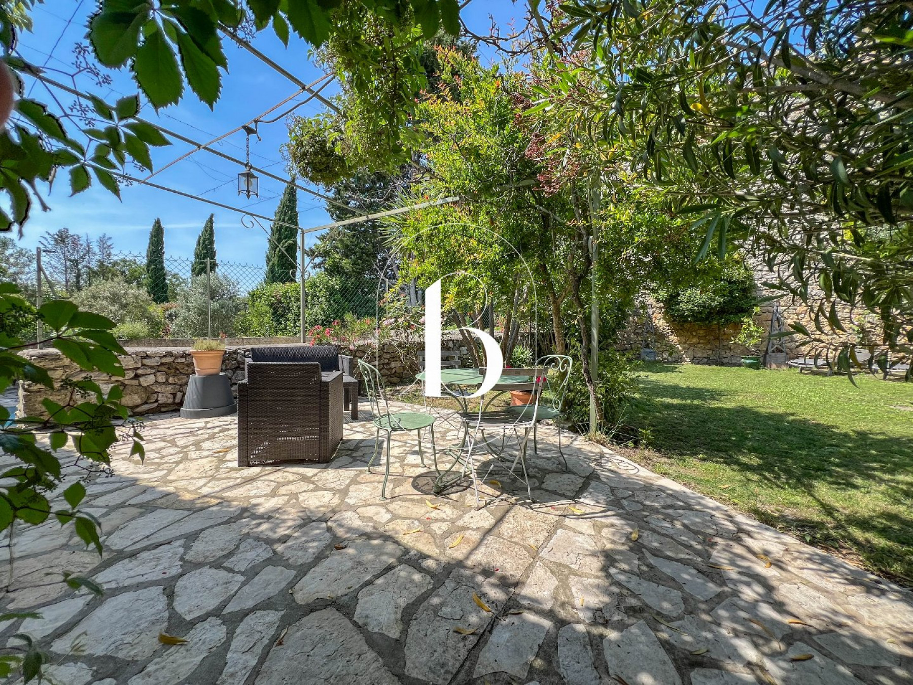 sale Maison de village Uzes