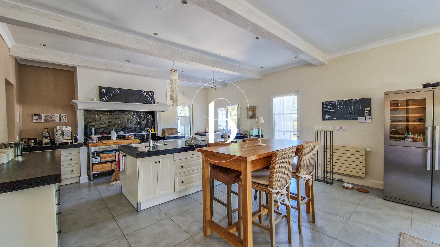 sale Maison contemporaine Uzes