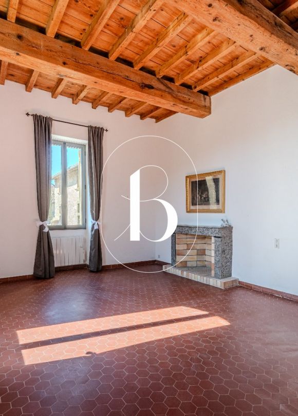 vente Maison de village Uzes