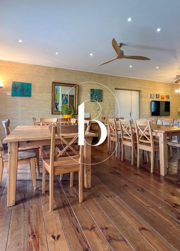 sale Villa Uzes