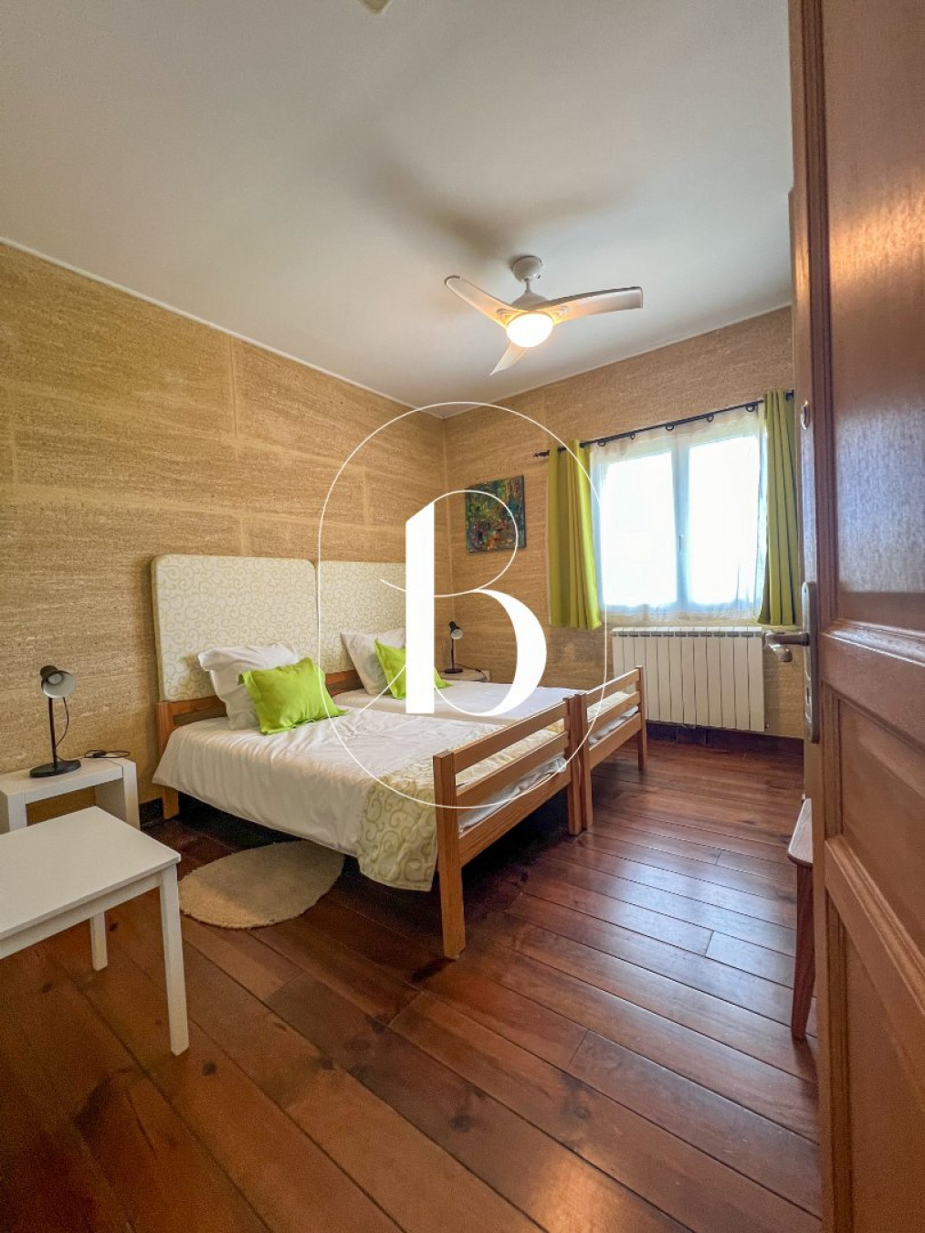 sale Villa Uzes