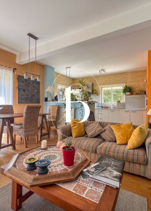 sale Villa Uzes