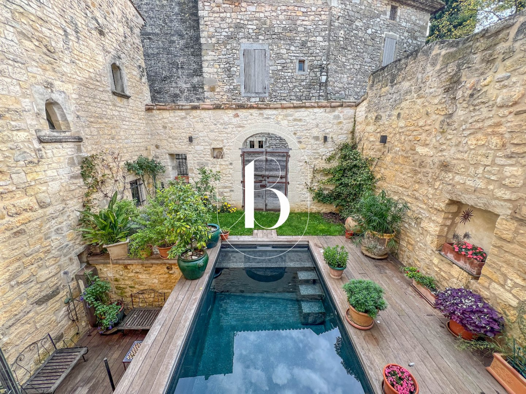 sale Maison de village Uzes
