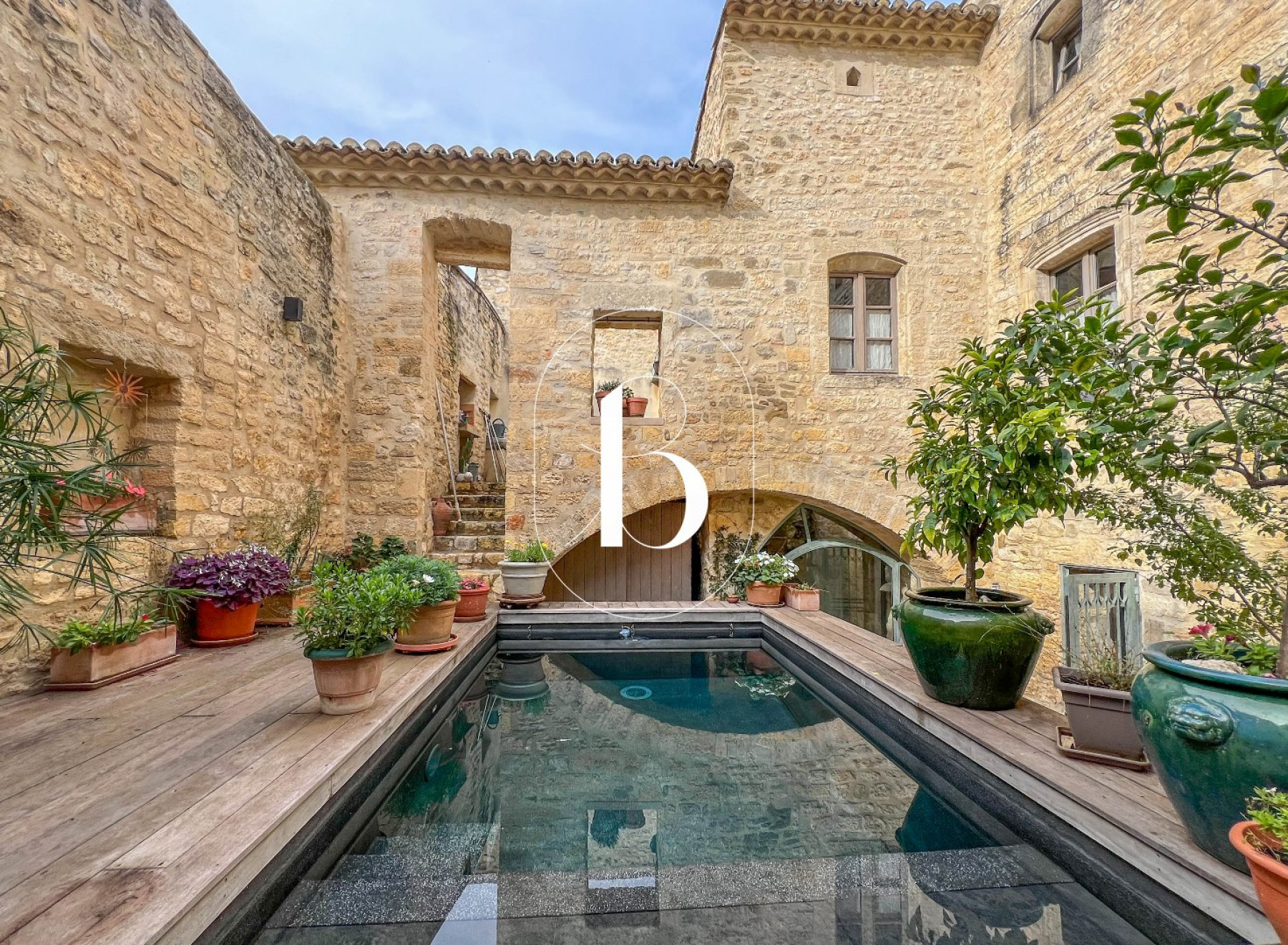 sale Maison de village Uzes