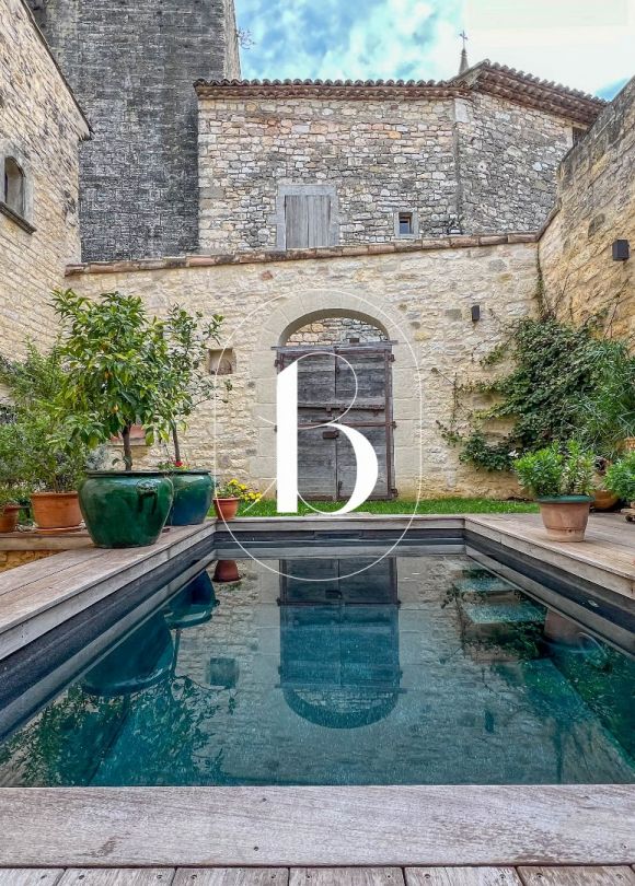 vente Maison de village Uzes