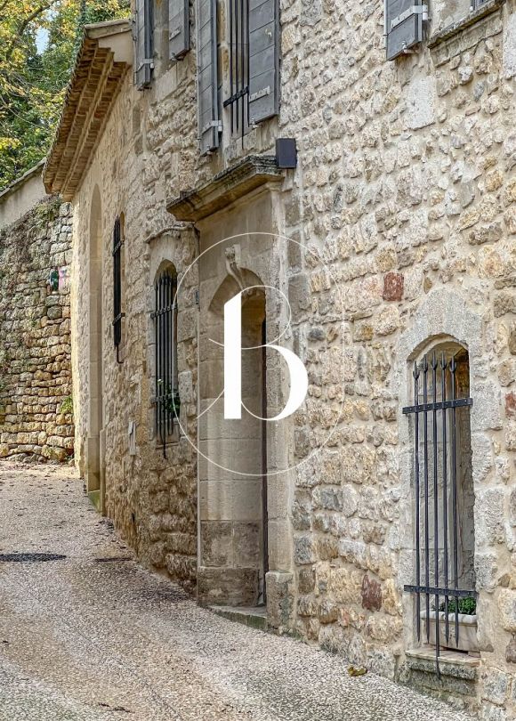 vente Maison de village Uzes