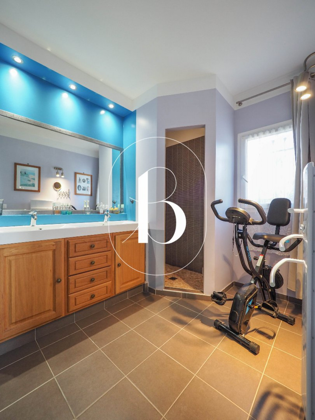 sale Villa Uzes