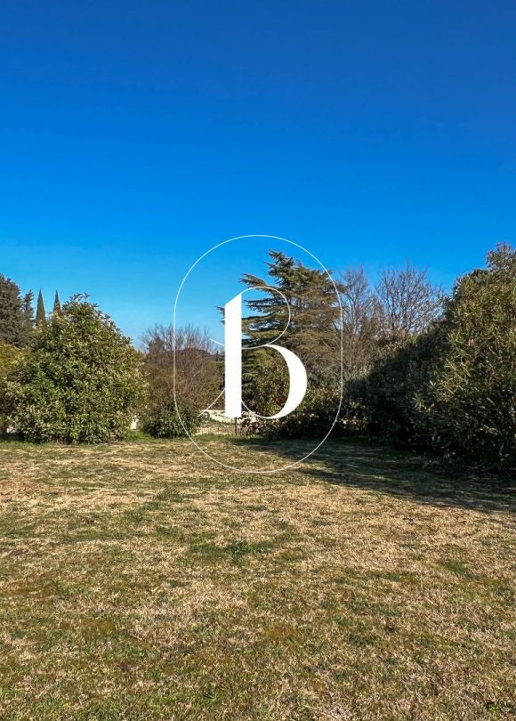 sale Villa Uzes
