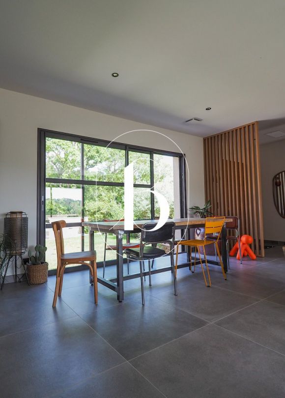 sale Maison contemporaine Uzes