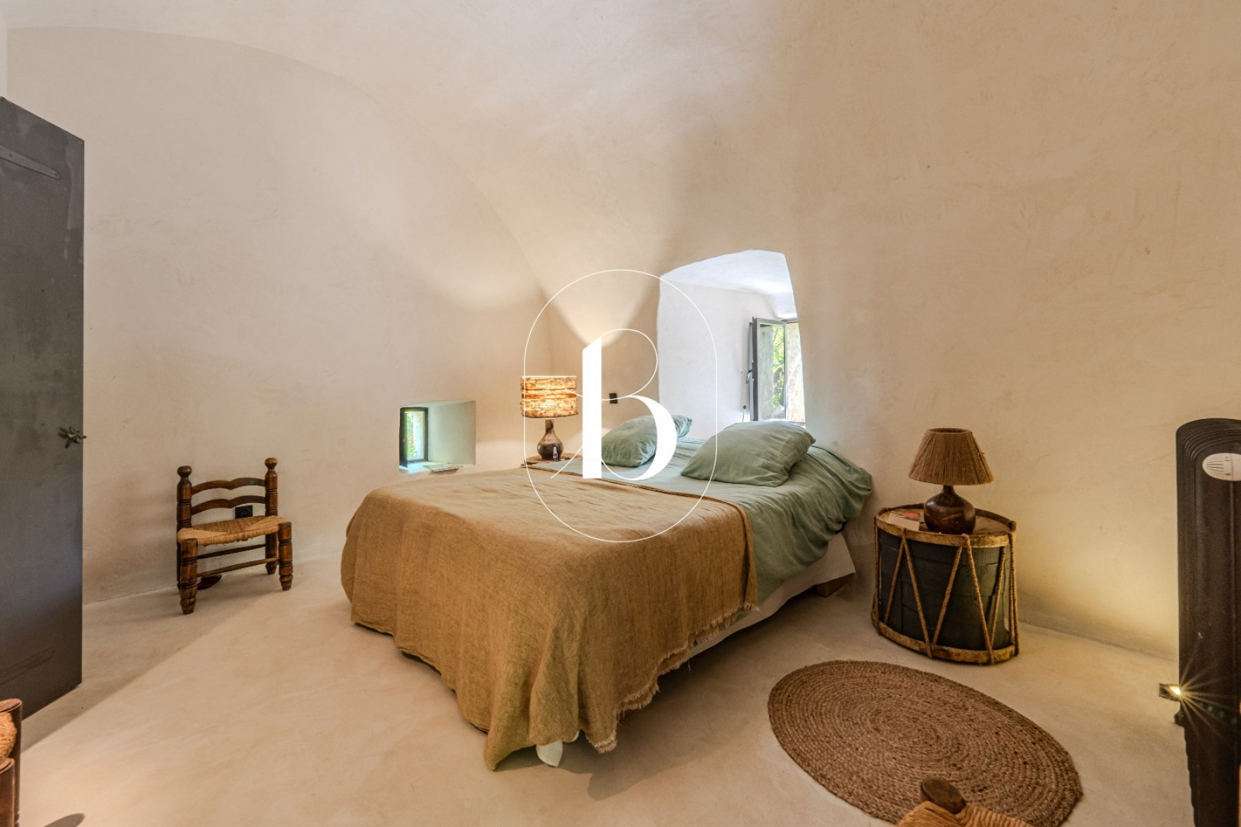 vente Château Aubenas
