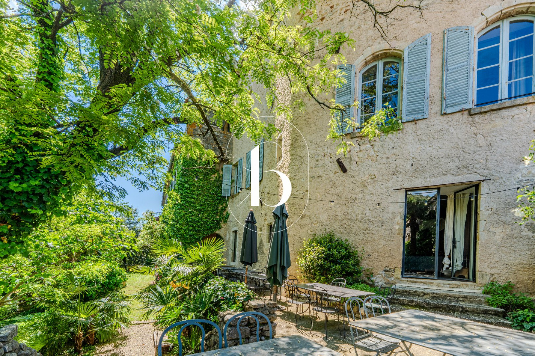 vente Château Aubenas