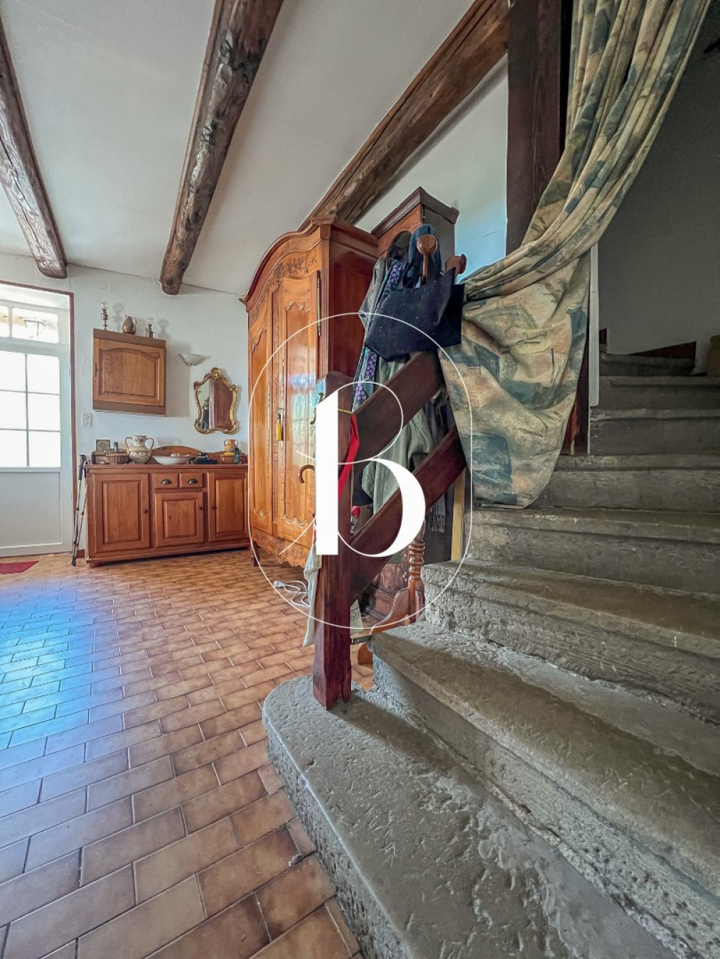 sale Maison de village Saint Sauveur De Cruzieres