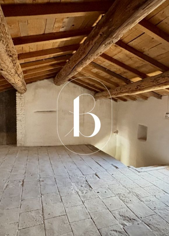 sale Maison de village Uzes