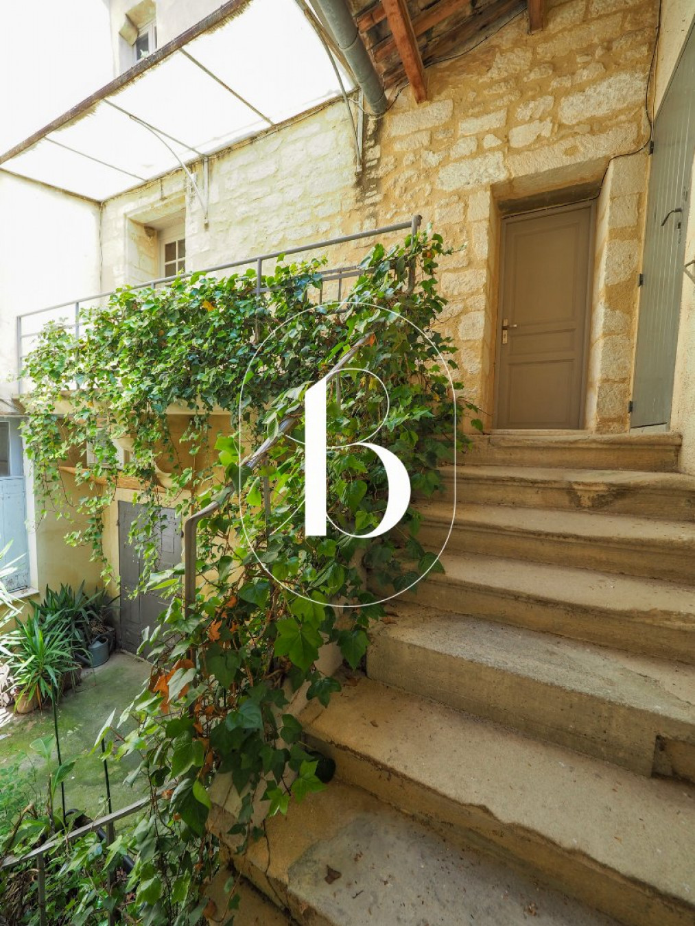 vente Immeuble Uzes