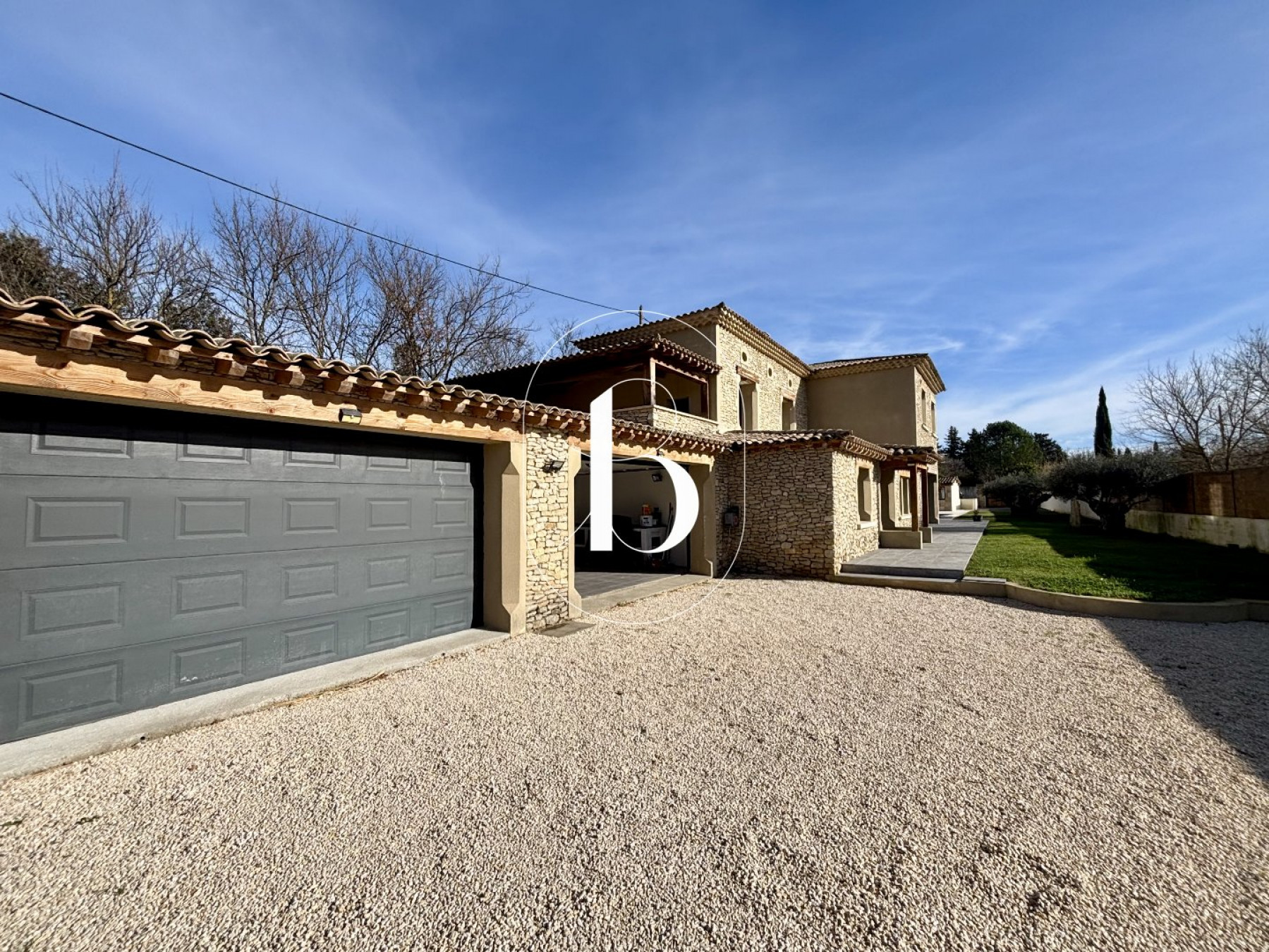 vente Uzes