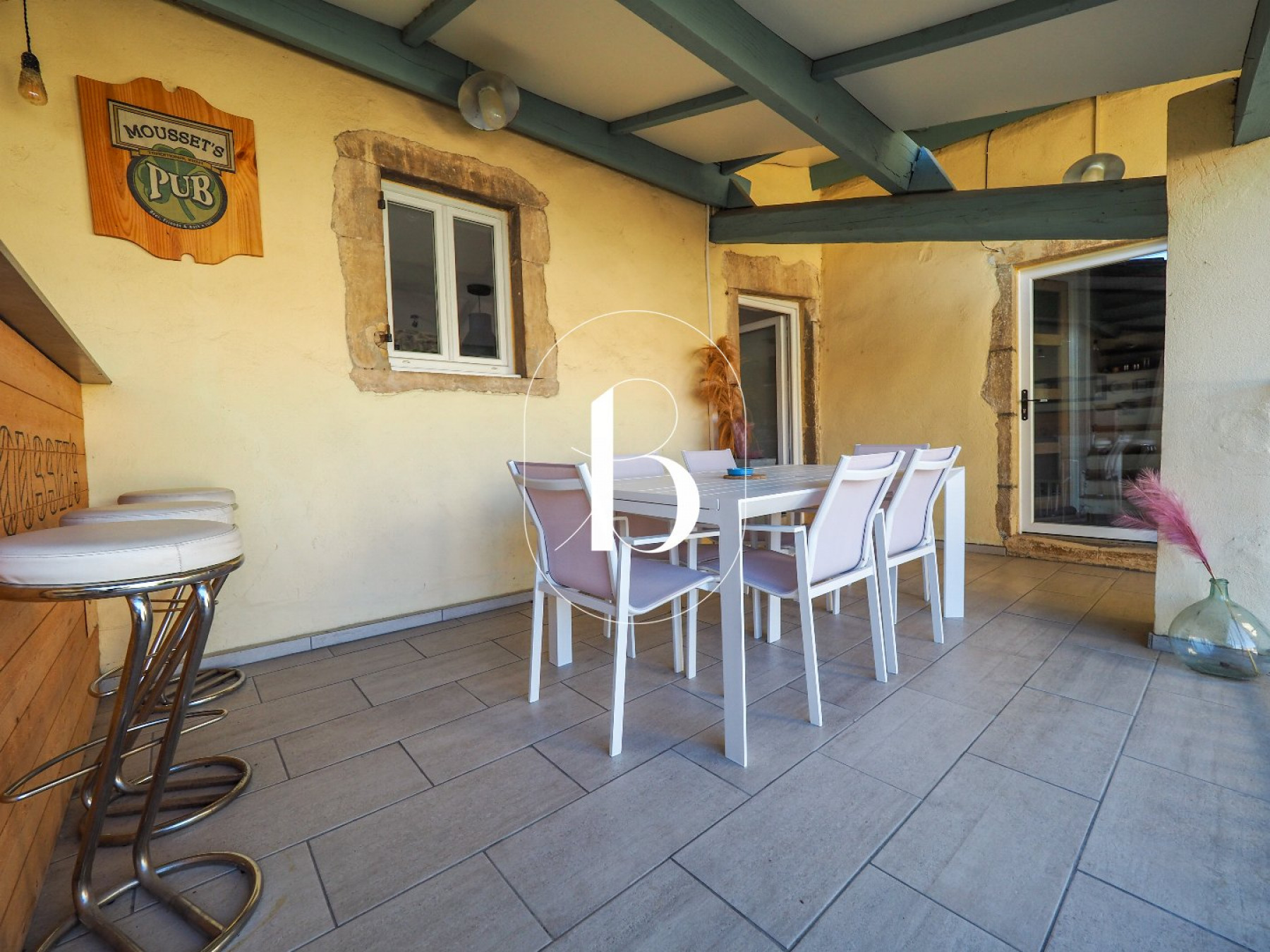 vente Maison de village Venejan