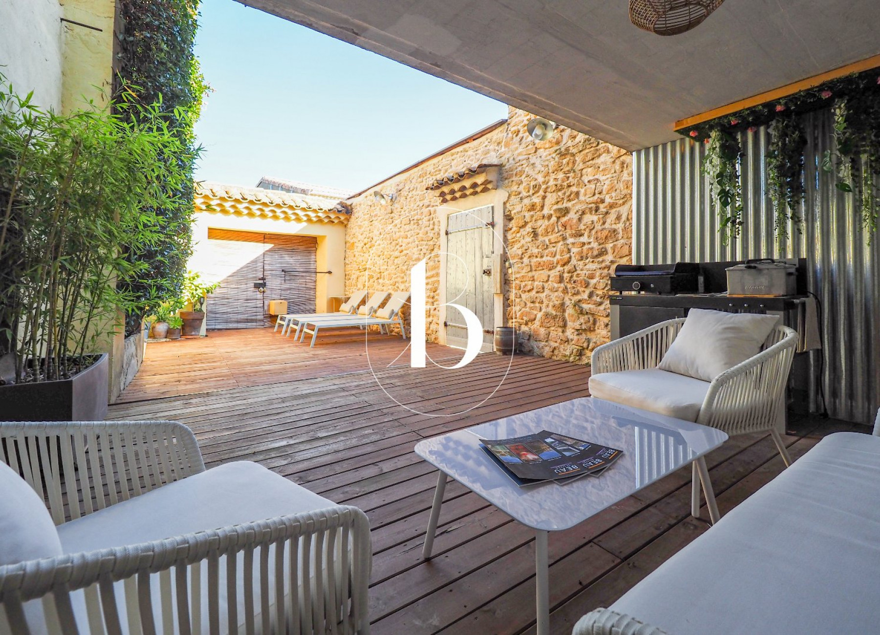 vente Maison de village Venejan