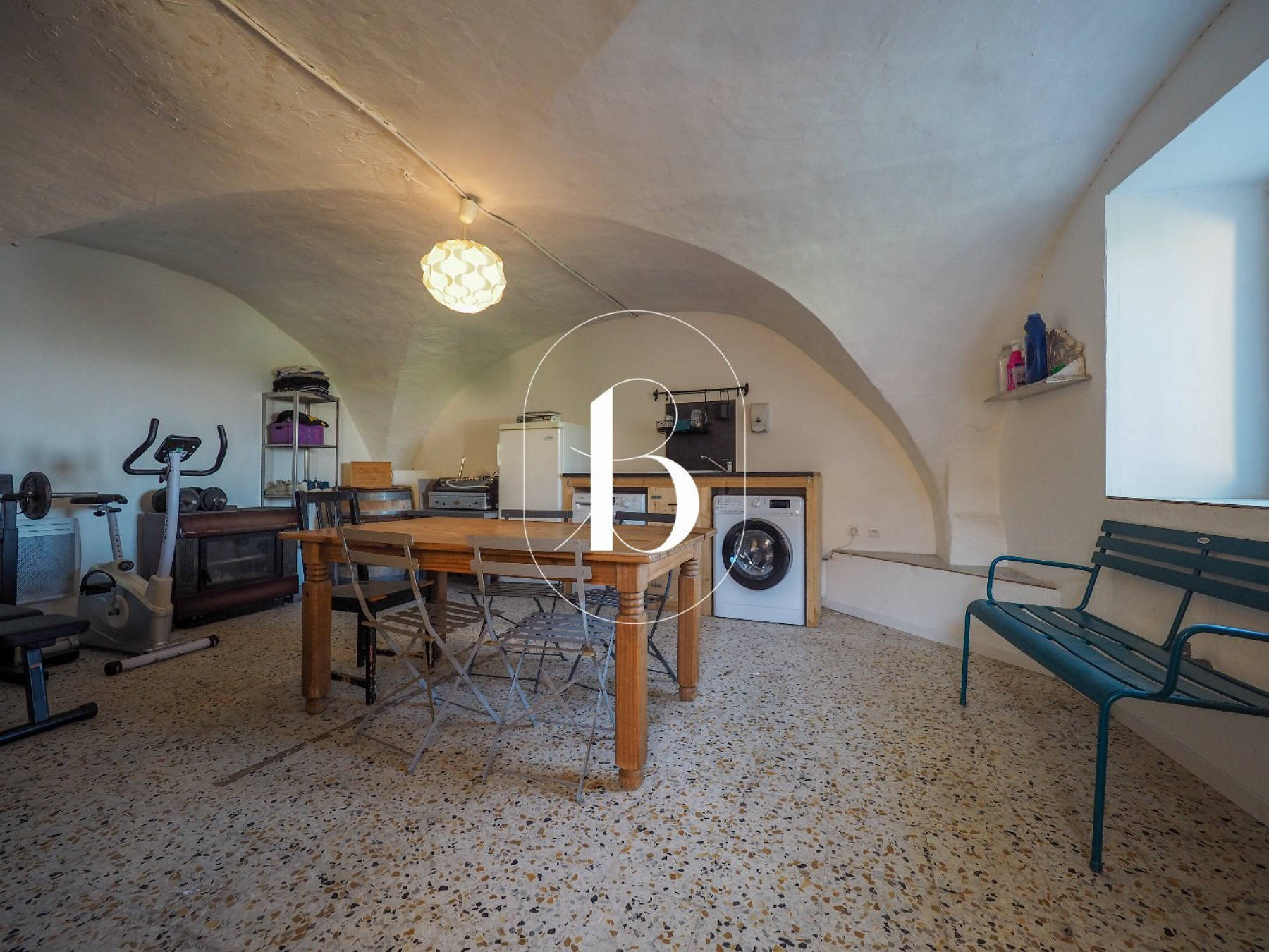 vente Maison de village Venejan