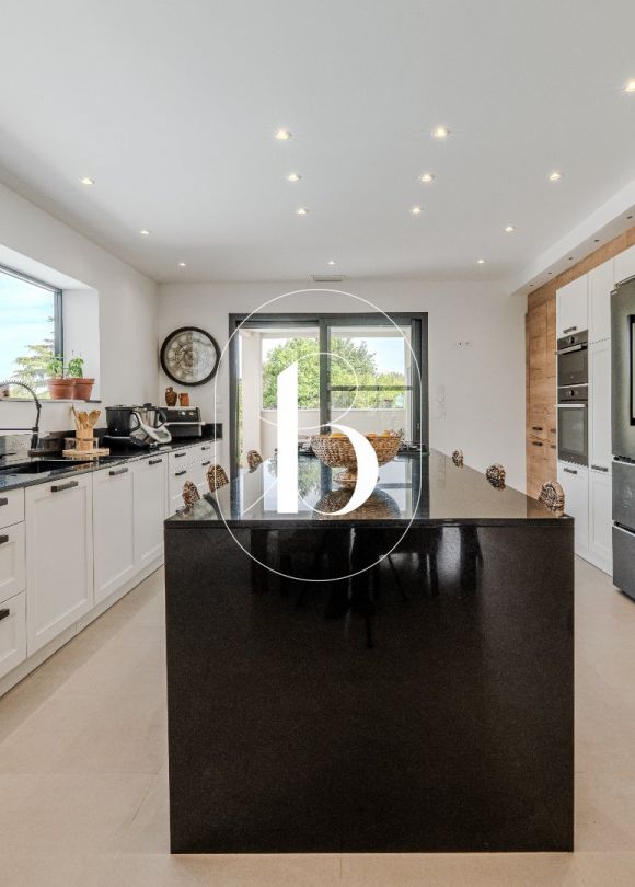 sale Maison contemporaine Uzes