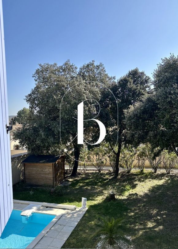 sale Villa Uzes
