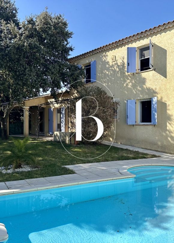 sale Villa Uzes