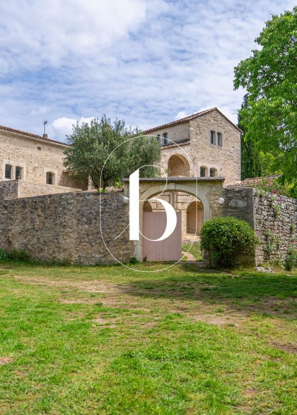 vente Domaine Uzes