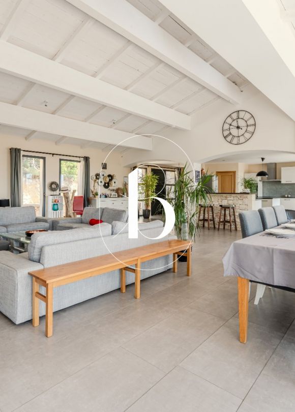 sale Maison contemporaine Uzes