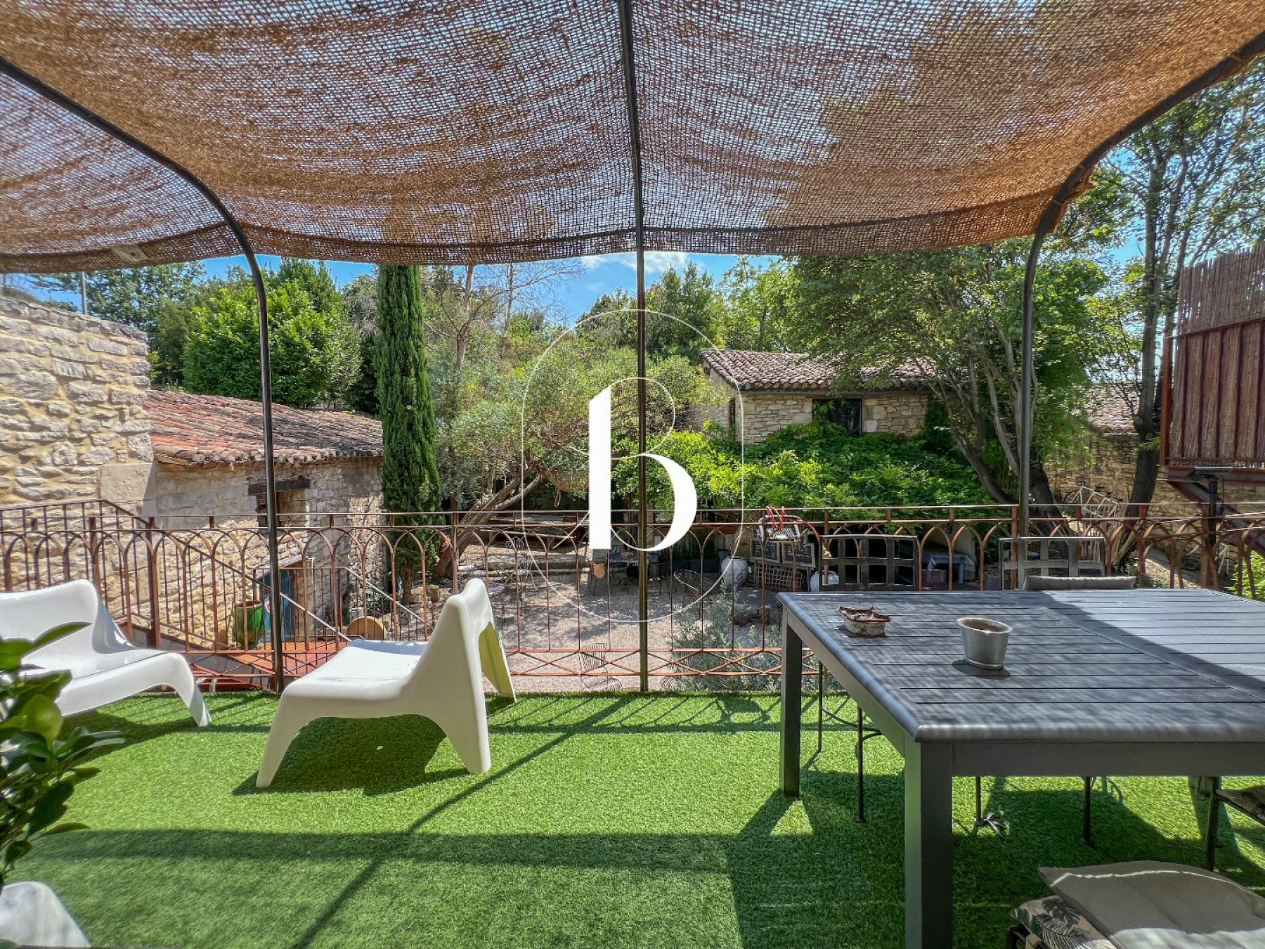 vente Mas de village Barjac