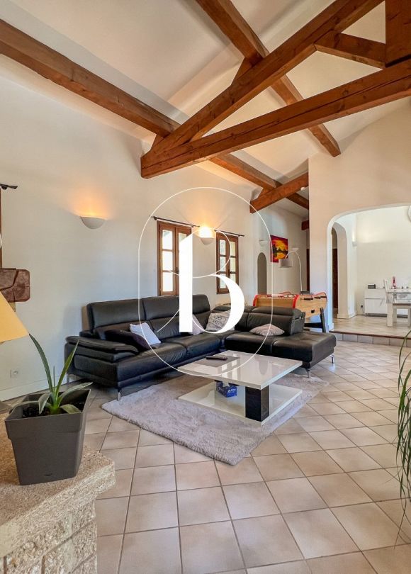 sale Villa Goudargues
