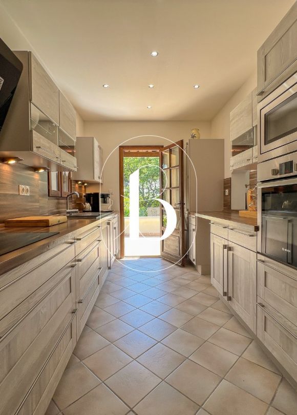 sale Villa Goudargues