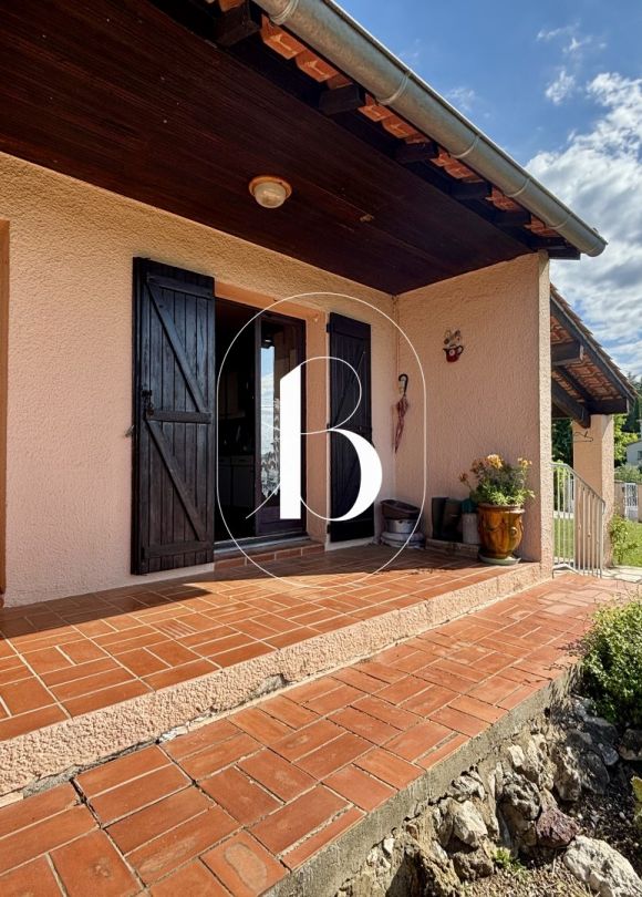sale Villa Uzes