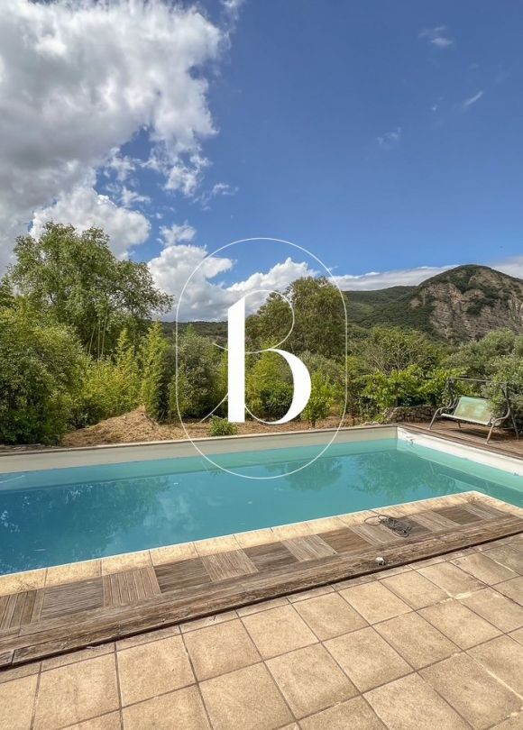 sale Mas Vallon Pont D'arc