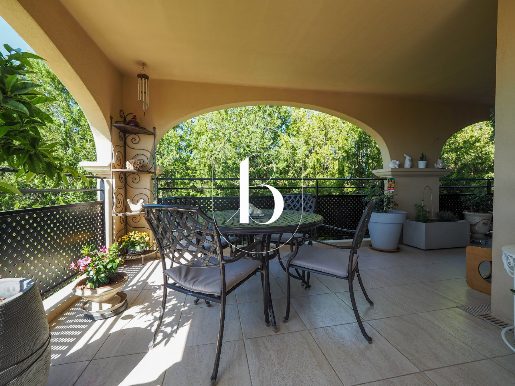 sale Appartement Uzes