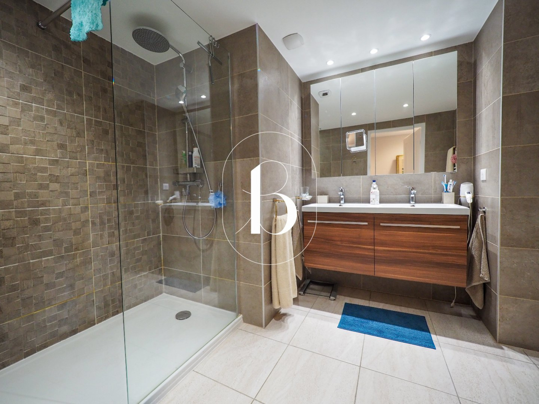 sale Appartement Uzes