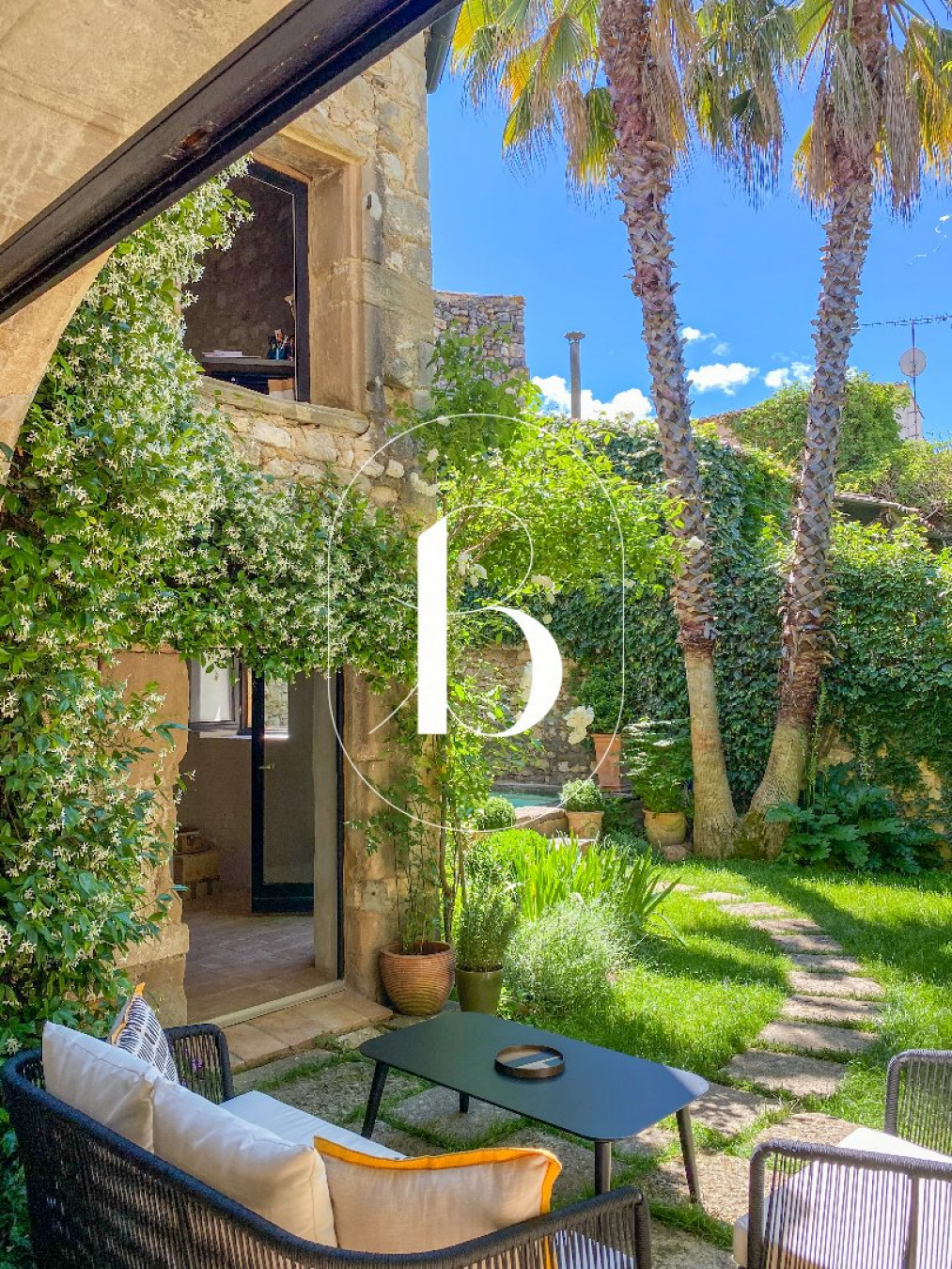 vente Maison de village Uzes