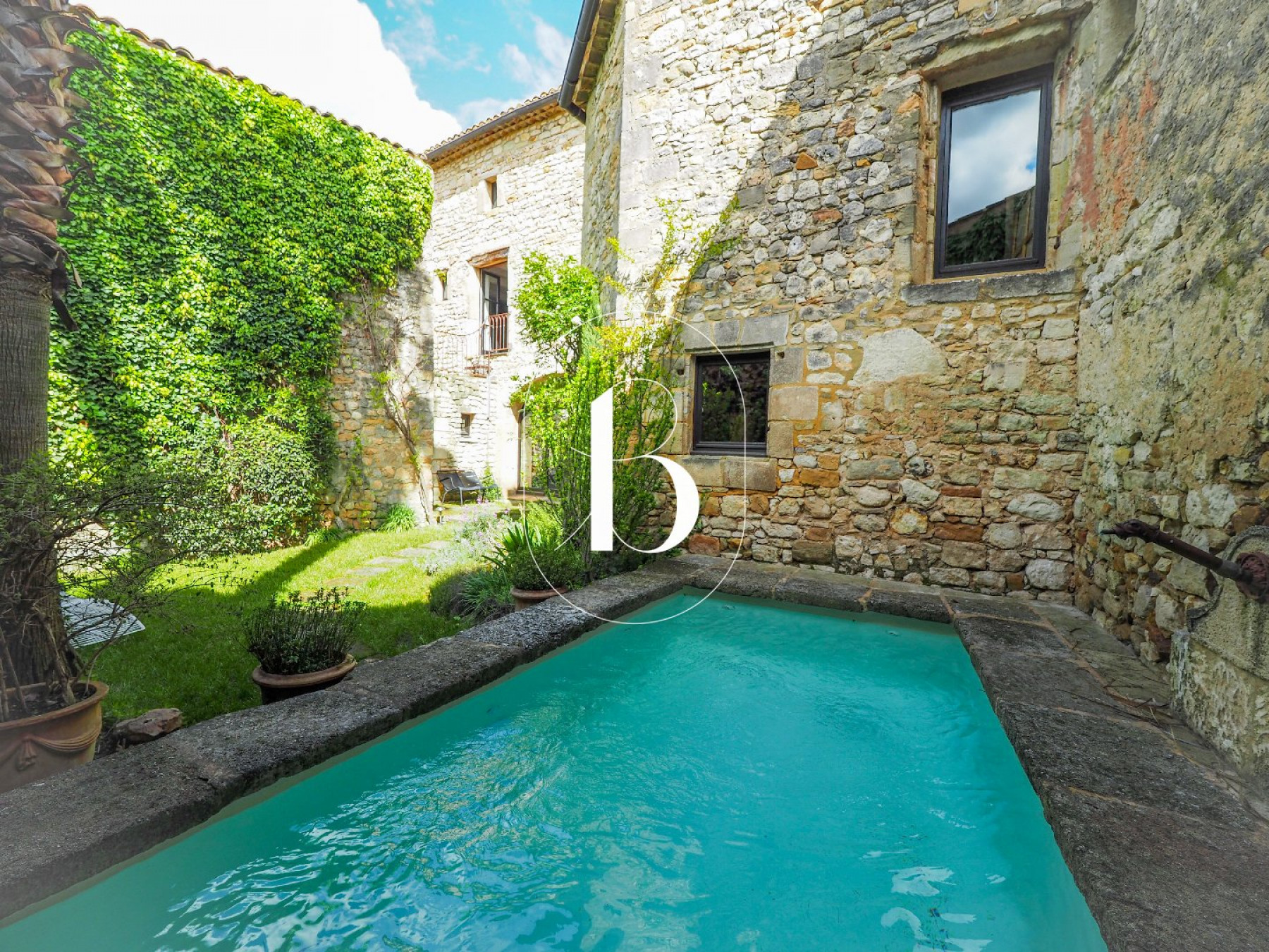 vente Maison de village Uzes