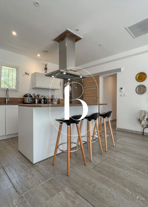 sale Villa Goudargues