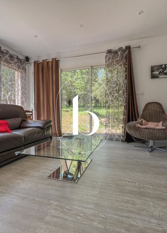 sale Villa Goudargues