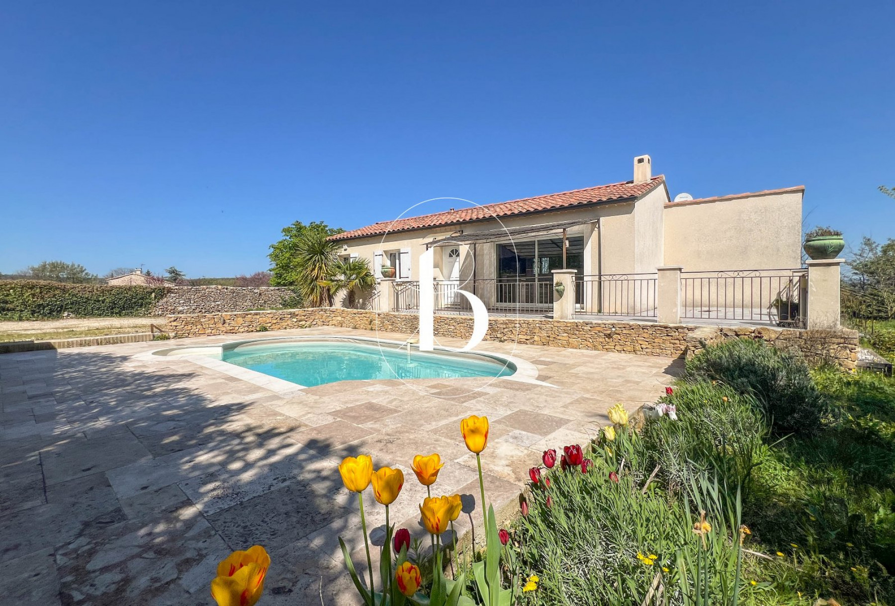 sale Villa Goudargues