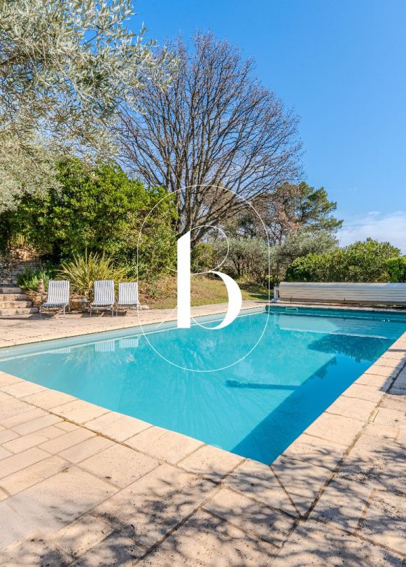 sale Villa Goudargues