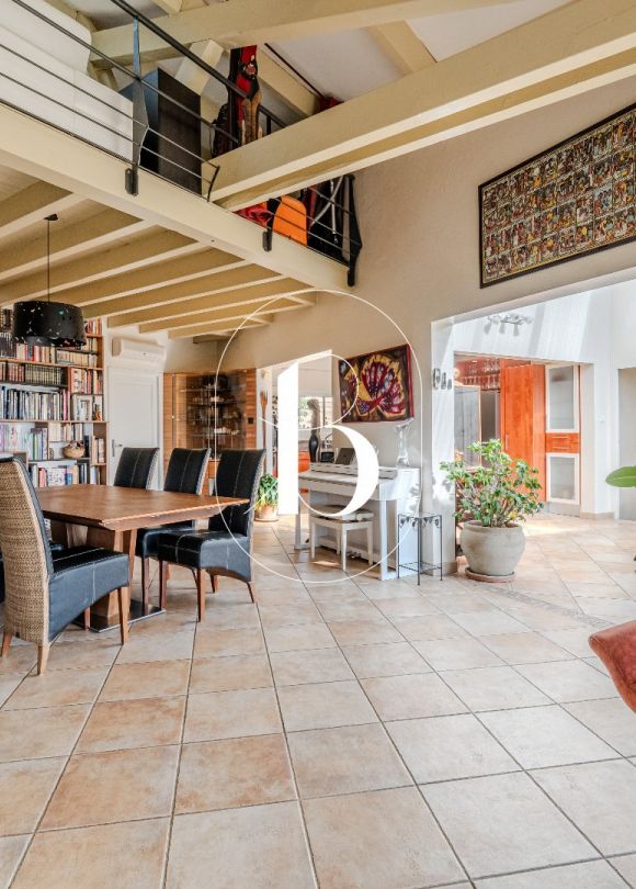 sale Villa Goudargues