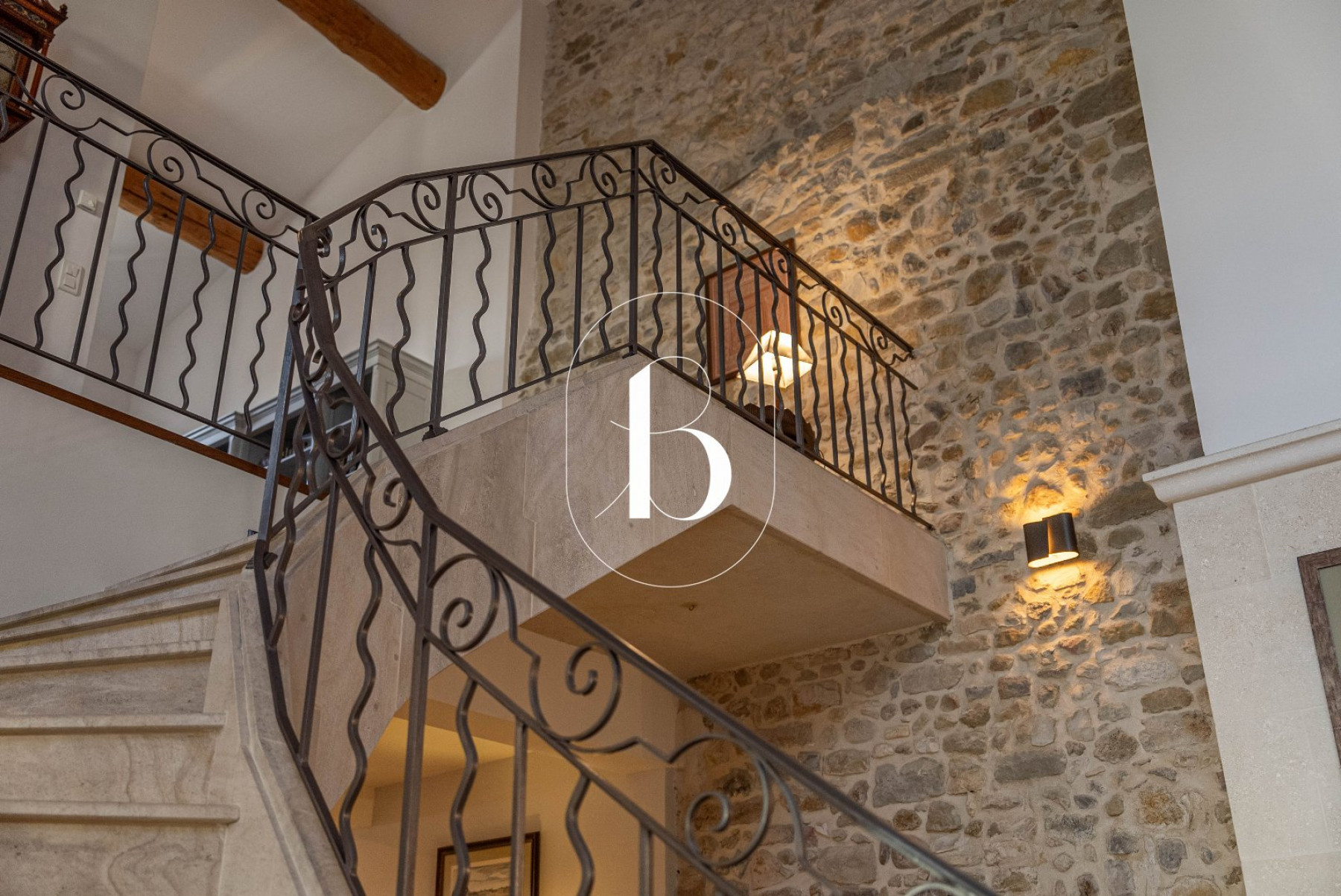 vente Maison de village Uzes