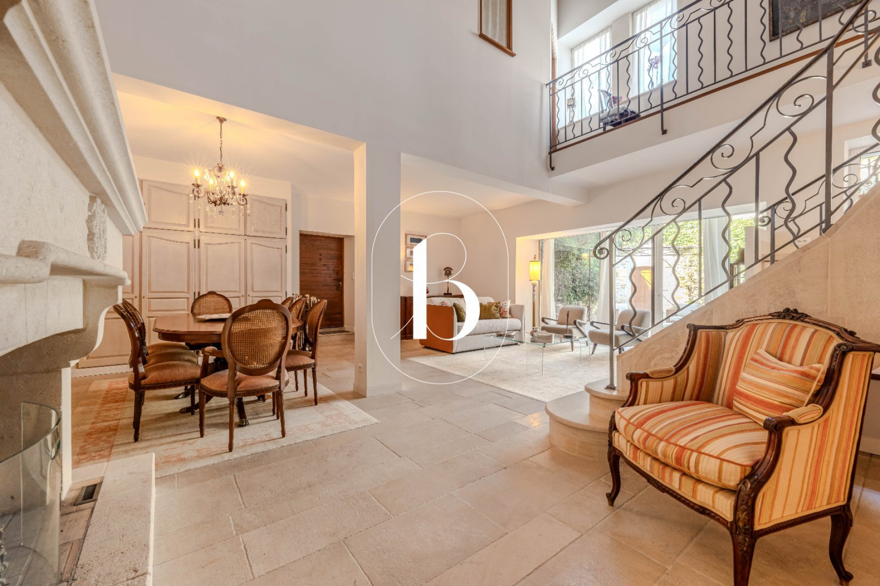 vente Maison de village Uzes