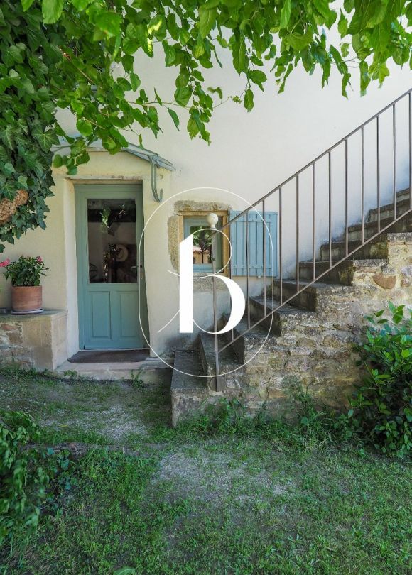 sale Mas Uzes