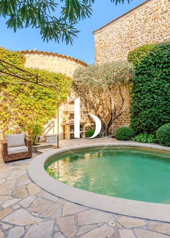 sale Maison de village Uzes