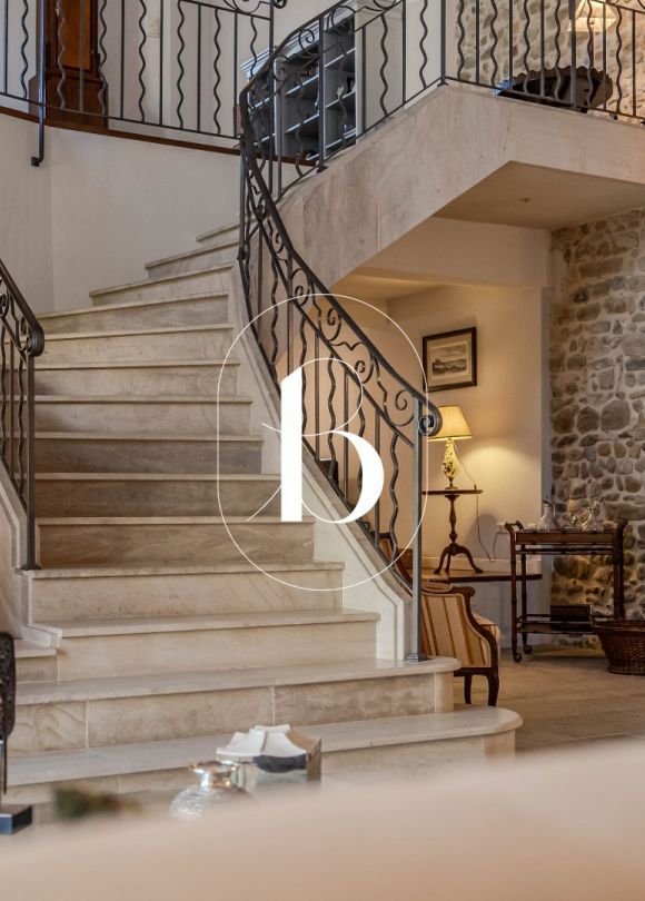 sale Maison de village Uzes