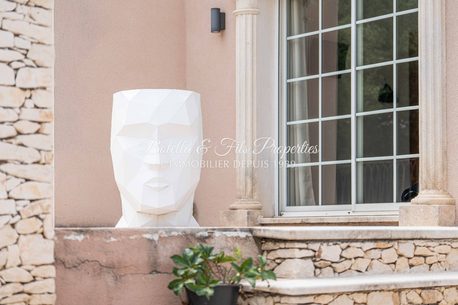 sale Maison contemporaine Villeneuve Les Avignon