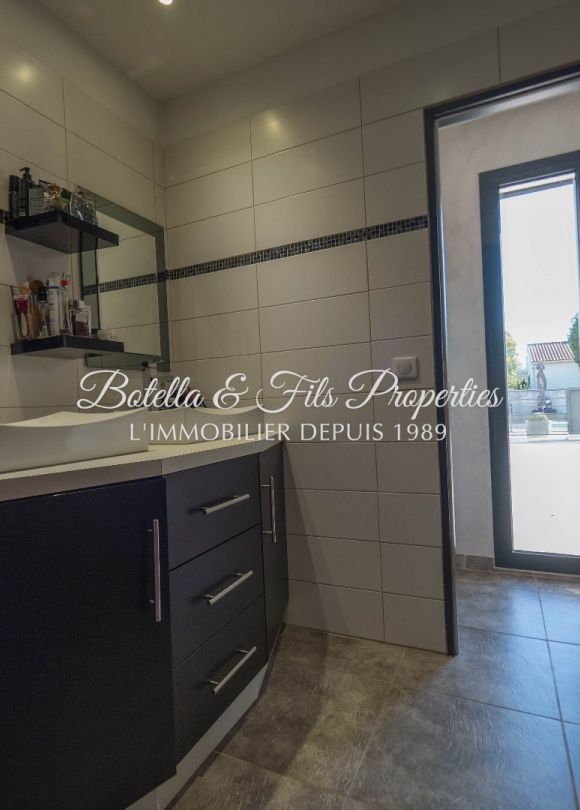 sale Maison contemporaine Bagnols Sur Ceze