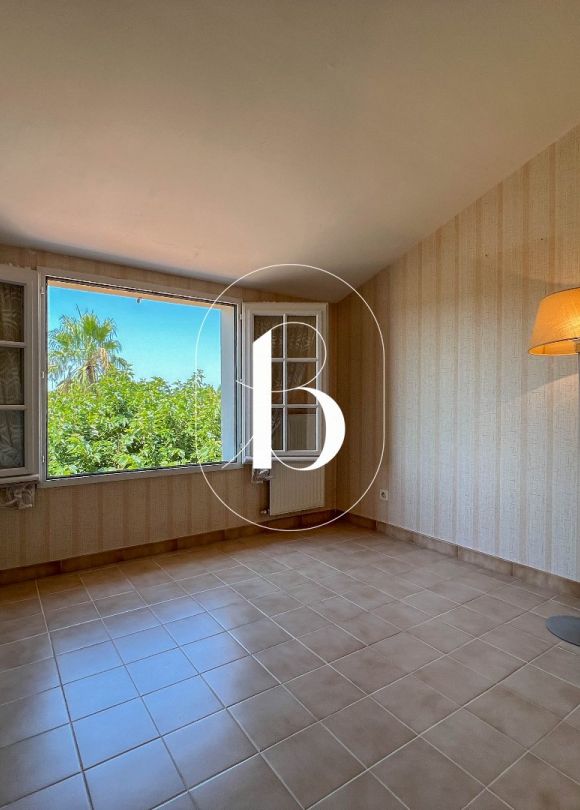 sale Villa Uzes
